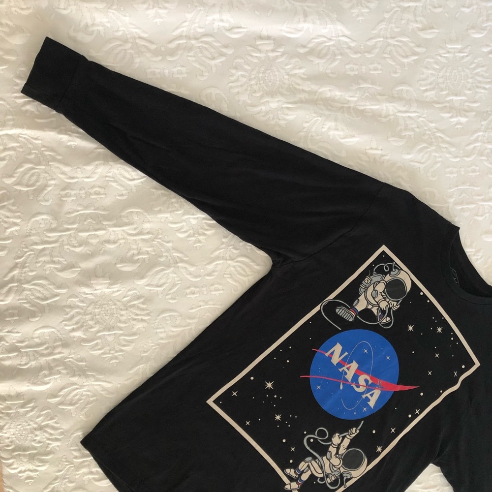Mens Eighty Eight Long Sleeve Shirt, size Large - Picture 3 of 9